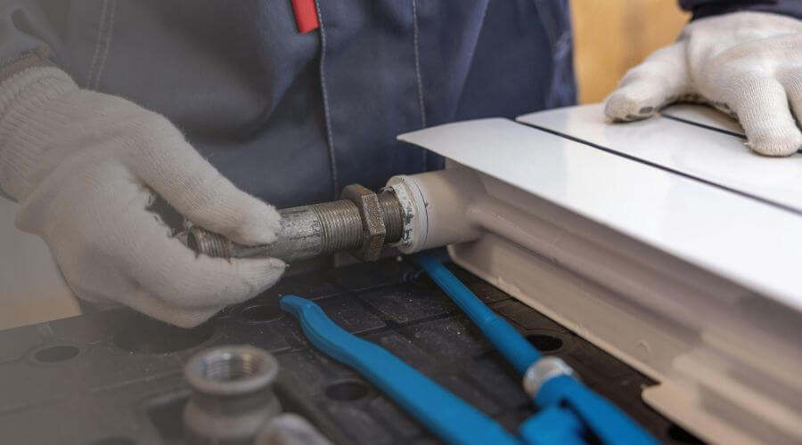 Expert burst pipe repair services in Shafer, MN